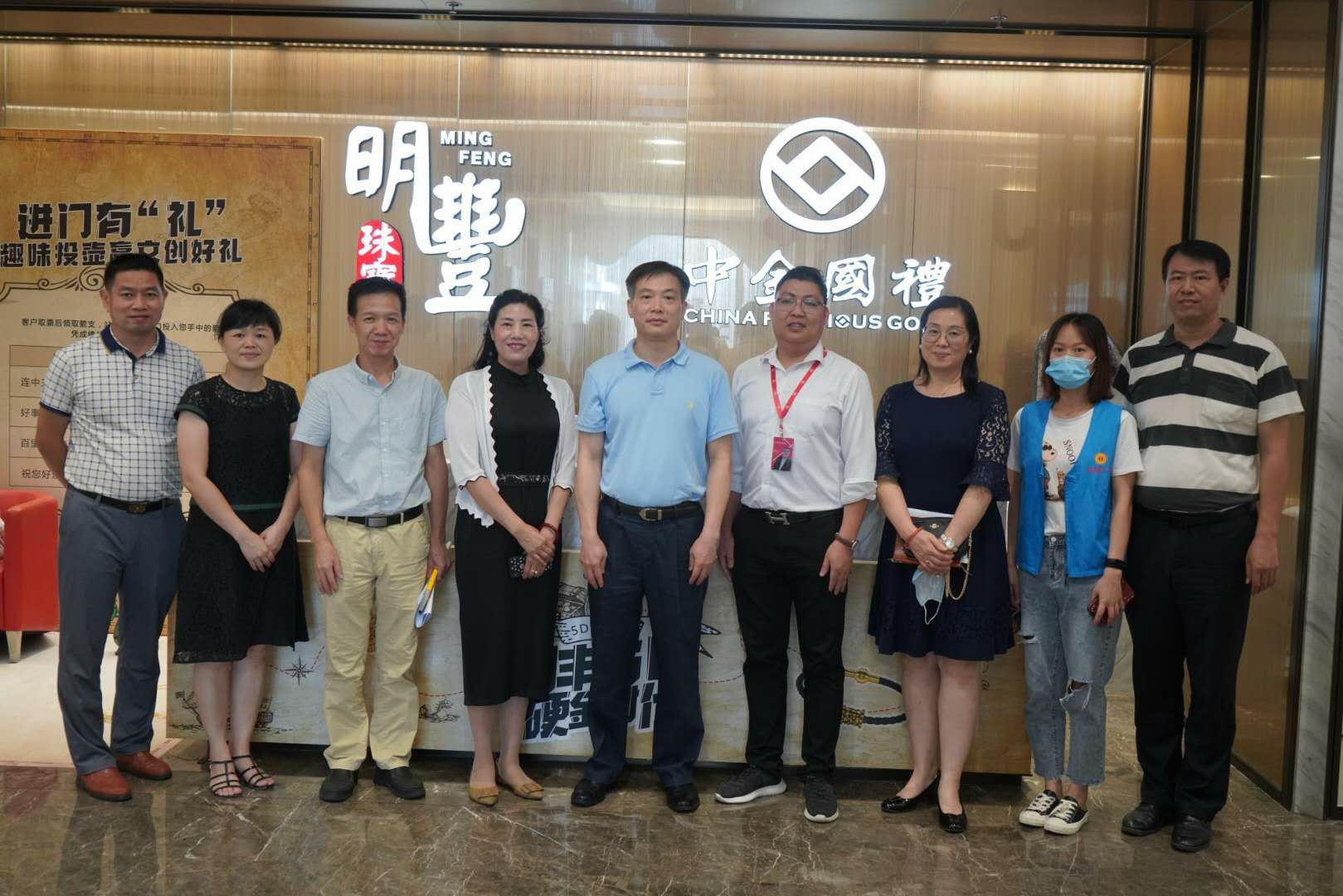 深圳市罗湖区总工会领导莅临万搏官方网页版-万搏(中国)参观指导